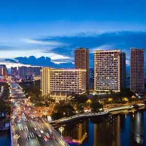 Crowne Plaza Center By Ihg Курортный комплекс